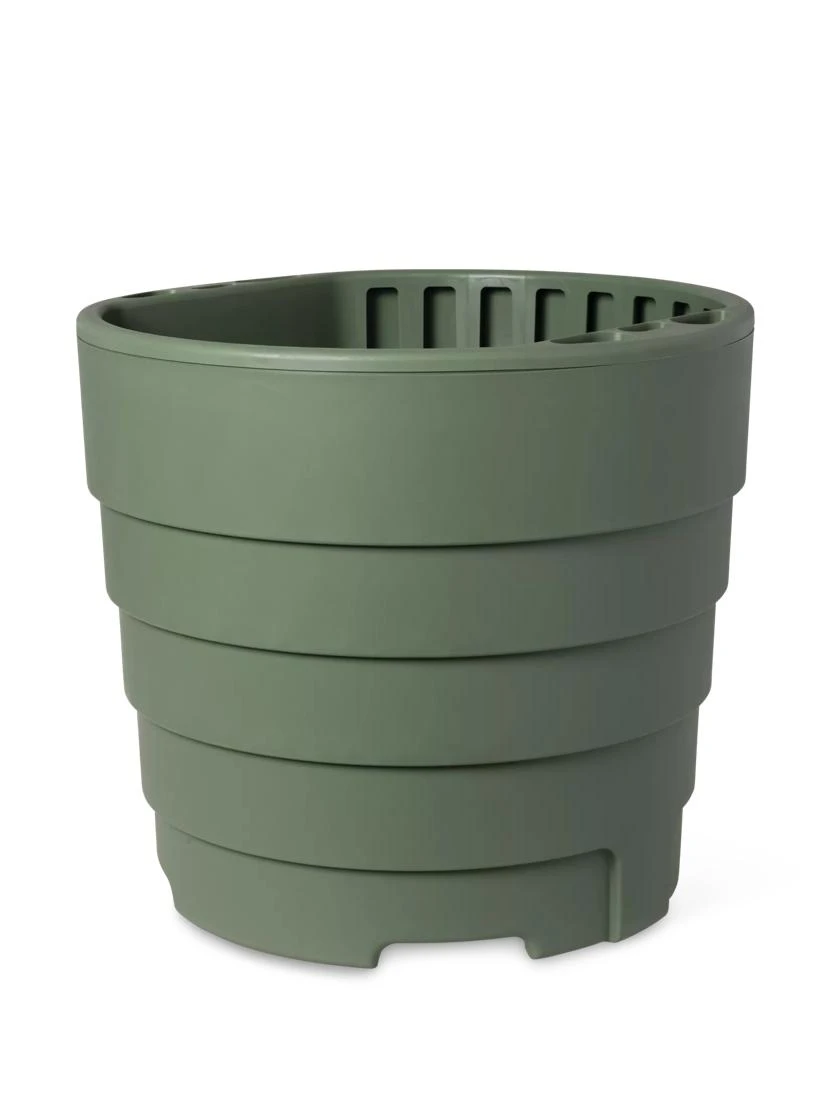 Gardener’s Victory Self-Watering Patio Planter 8 Gardener’s Victory Self-Watering Patio Planter - Image 6